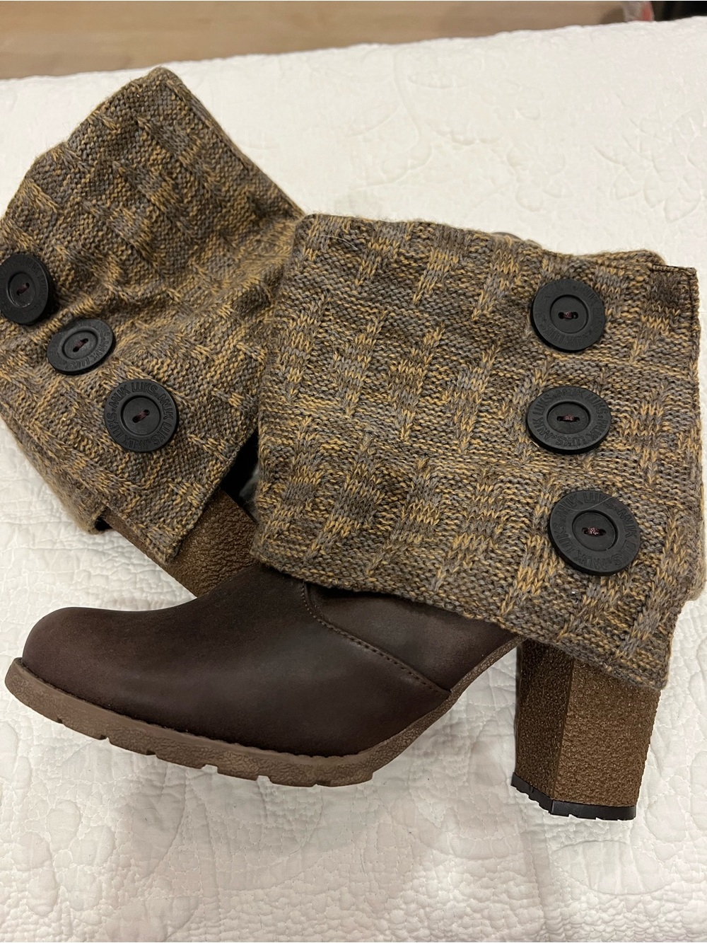 Muk Luks Brown Knit Cuff Heeled Ankle Boots see pics